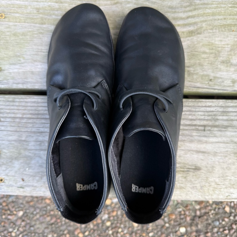 Camper Right Leather Ankle Booties Black Rubber Outsole EU 39 US 8.5 Flexible - Picture 10 of 16